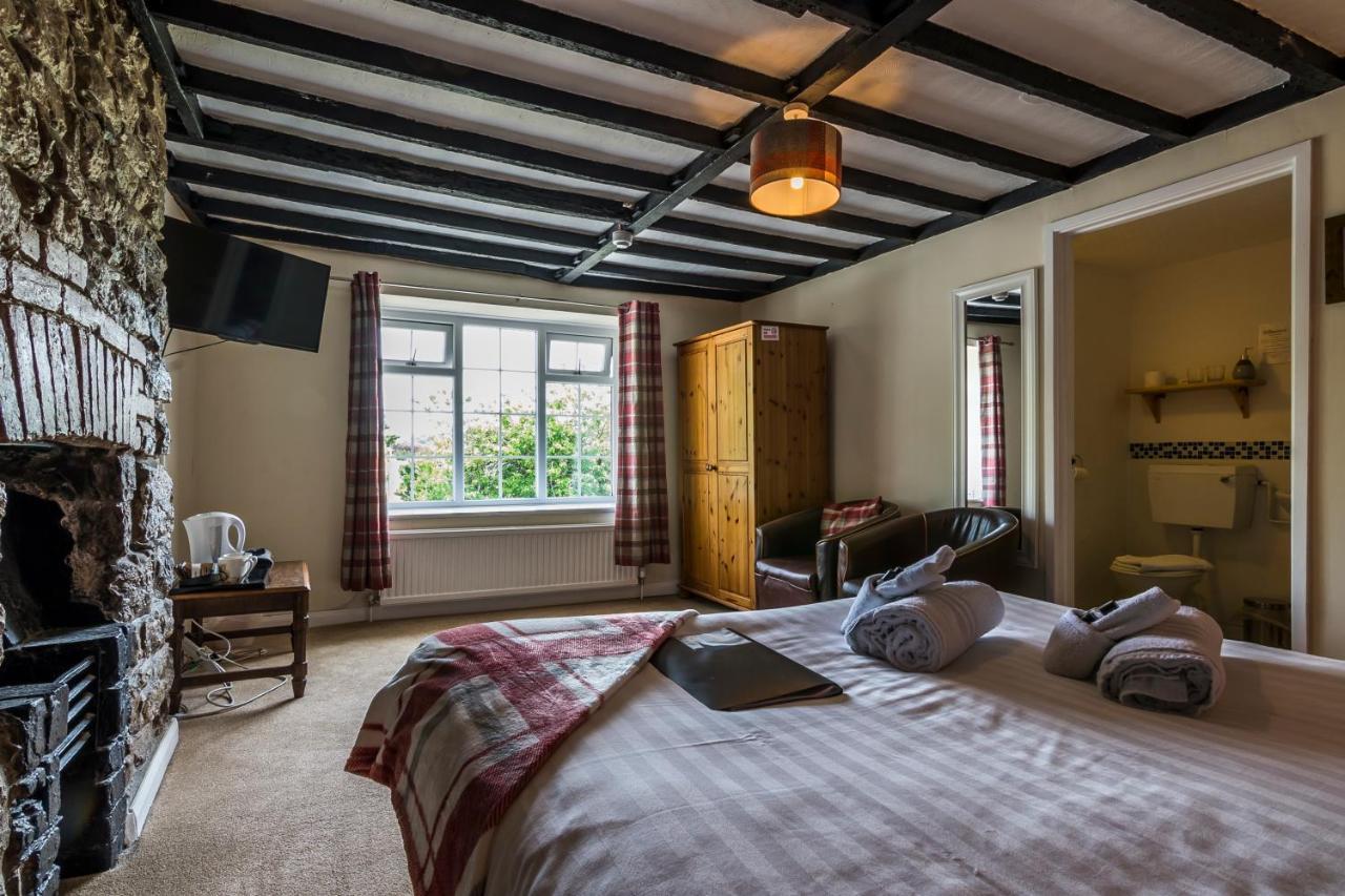 Parsonage Farm Inn Saint Florence Экстерьер фото